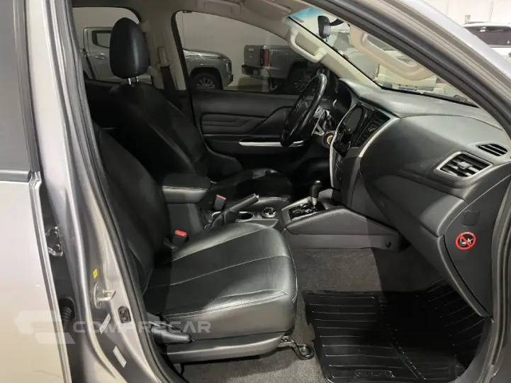 L200 TRITON 2.4 16V Turbo Sport HPE CD 4X4