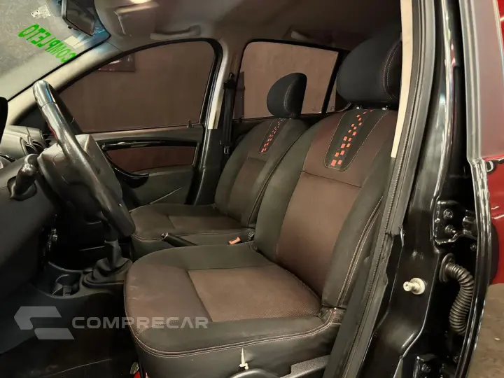 Sandero 1.6 STEPWAY 16V FLEX 4P MANUAL