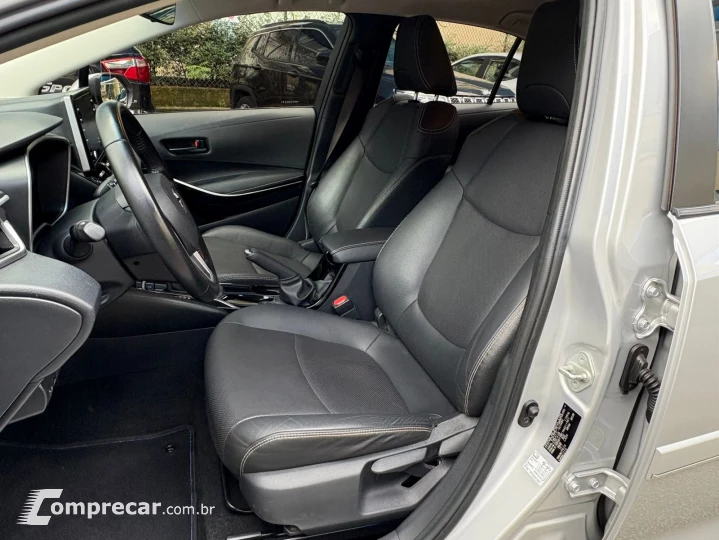 COROLLA 1.8 VVT-I Hybrid Altis