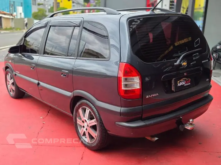 Zafira Elegance 2.0 MPFI FlexPower 8V 5p