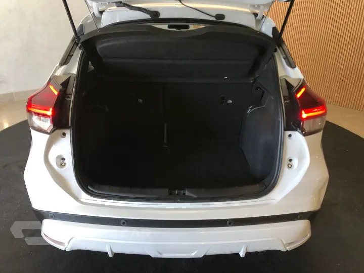 Kicks 1.6 16V Flexstart Exclusive Xtronic