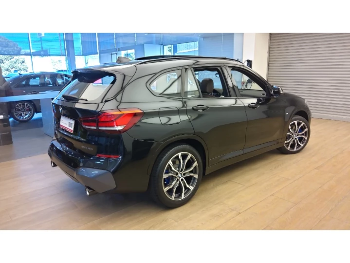 X1 2.0 16V Turbo Activeflex Sdrive20i M SPORT 4P AUTOMÁTICO