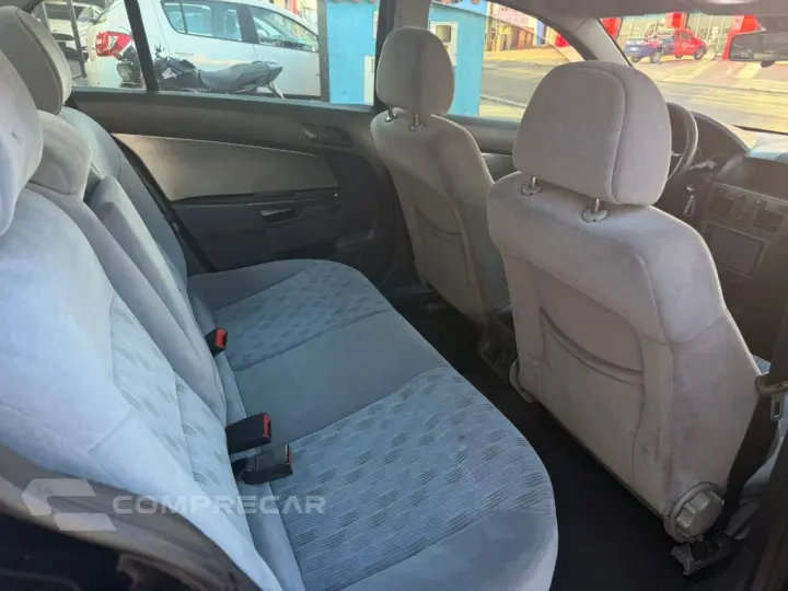 Vectra EXPRESSION 2.0 MPFI FlexPower Mec