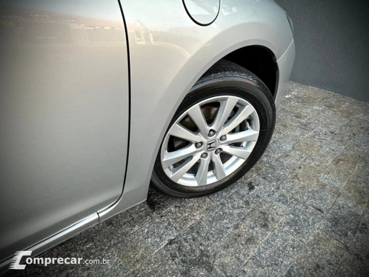 CIVIC 1.8 LXL 16V