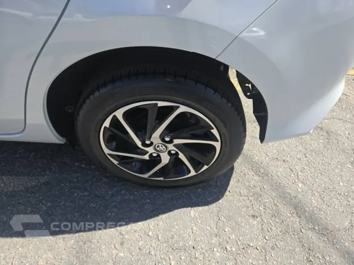 YARIS 1.5 16V Sedan XLS Multidrive