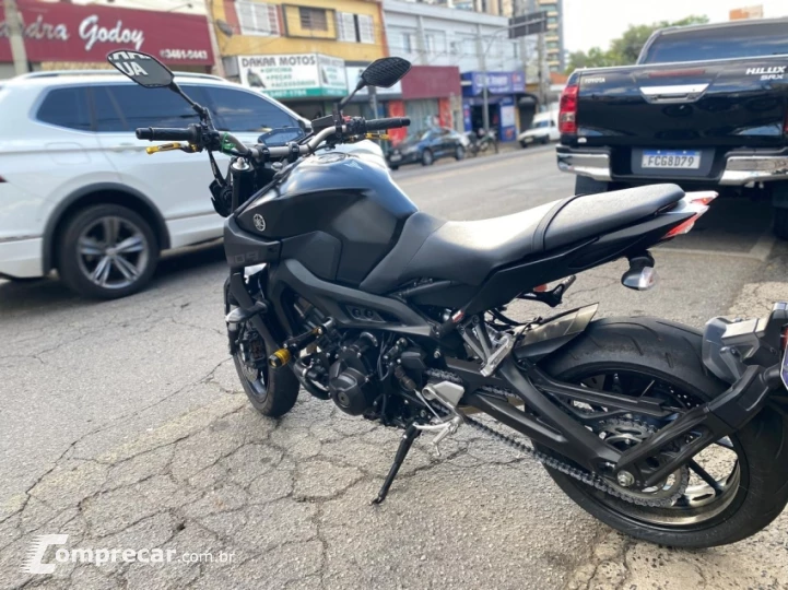 Mt-09
