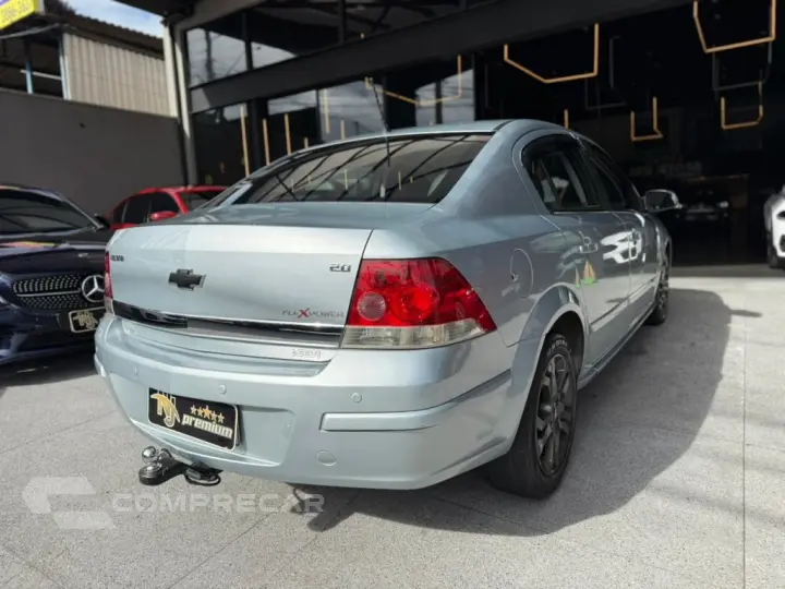 VECTRA 2.0 MPFI ELEGANCE 8V FLEX 4P MANUAL