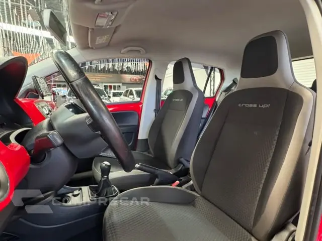 CROSS UP - 1.0 TSI 12V 4P MANUAL