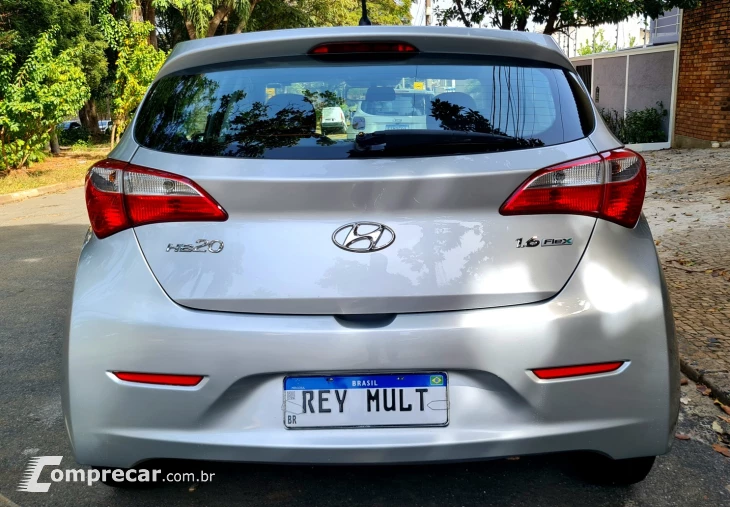 HB20 1.6 Comfort Style 16V