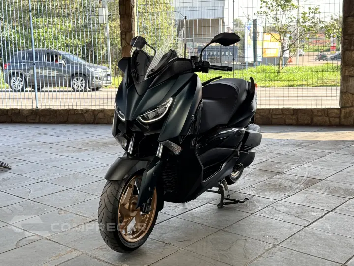 XMAX 250ABS