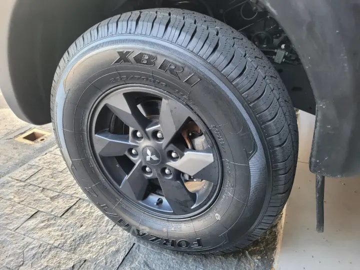 L200 Tri. Sport Outd. GLX 2.4 4x4 Diesel