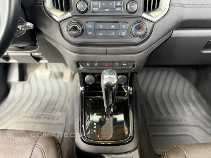 S10 2.8 HIGH COUNTRY 4X4 CD 16V TURBO DIESEL 4P AUTOMÁTICO