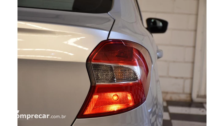 KA - 1.0 TI-VCT SE SEDAN MANUAL