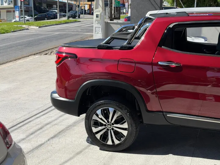 TORO 2.0 16V TURBO DIESEL VOLCANO 4WD AT9