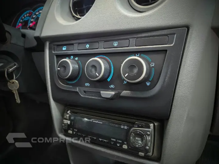 PRISMA 1.4 MPFI LT 8V FLEX 4P MANUAL