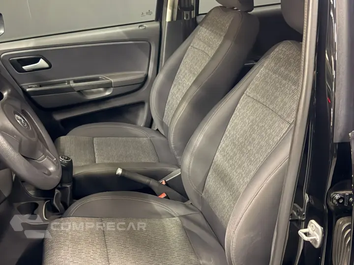 FOX 1.6 MI 8V FLEX 4P MANUAL