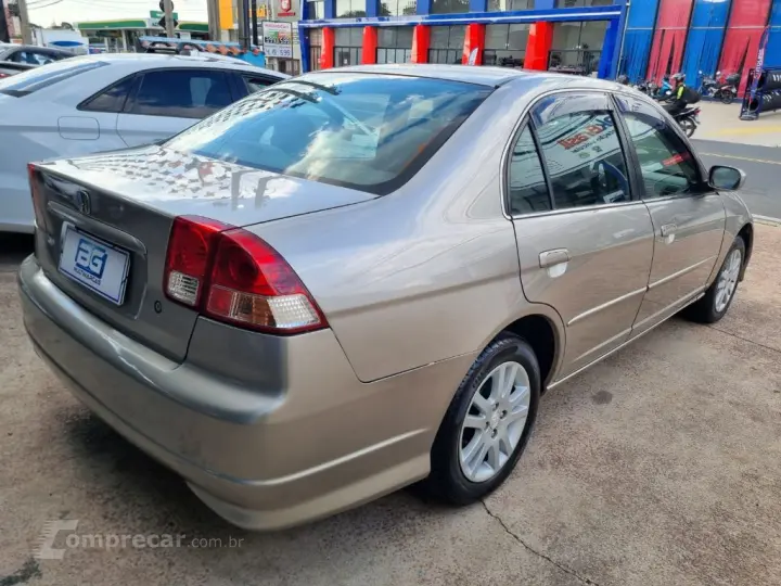 Civic Sedan LX 1.7 16V 115cv Mec. 4p