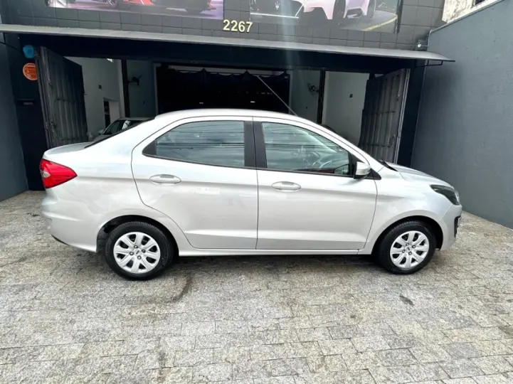 KA 1.0 Ti-vct SE Sedan