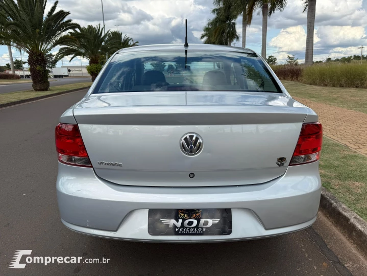 VOYAGE 1.0 12V MPI Totalflex