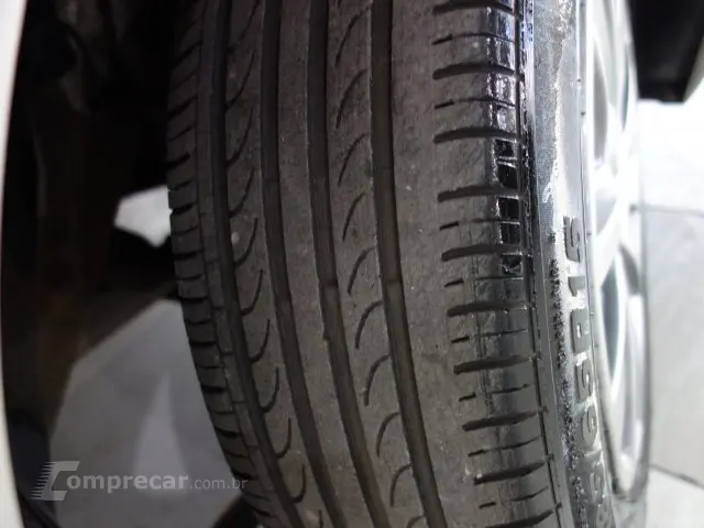 SANDERO - 1.0 12V SCE AUTHENTIQUE 4P MANUAL