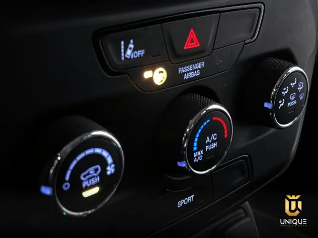 RENEGADE - 1.3 T270 TURBO SPORT AT6