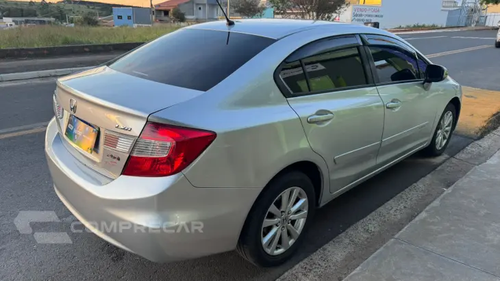 CIVIC 2.0 LXR 16V
