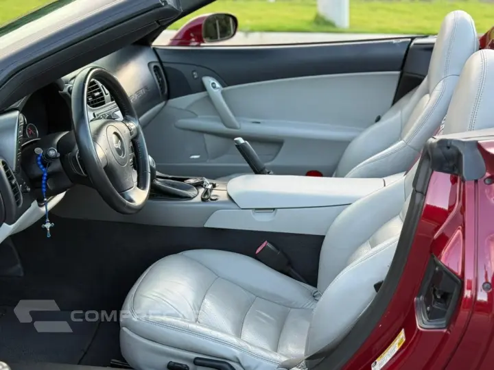 CORVETTE 6.0 CONVERSÍVEL V8 GASOLINA 2P AUTOMÁTICO