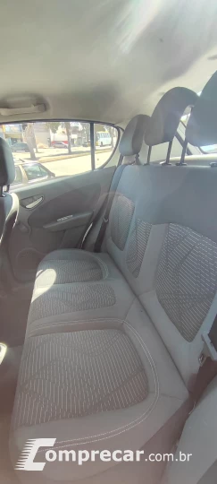 Palio Attractive 1.4 8V (Flex)