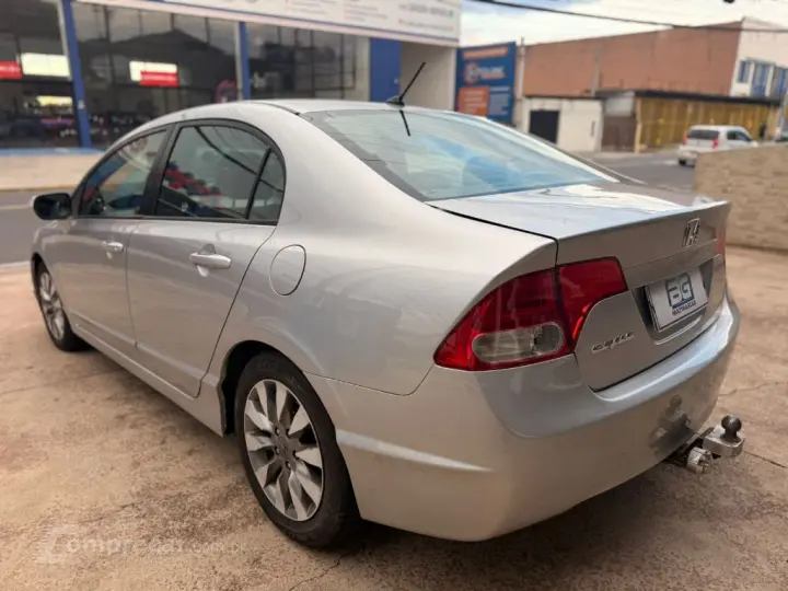 Civic Sed. LXL/ LXL SE 1.8 Flex 16V Aut.