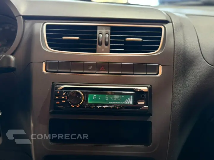 FOX 1.0 MI 8V FLEX 4P MANUAL