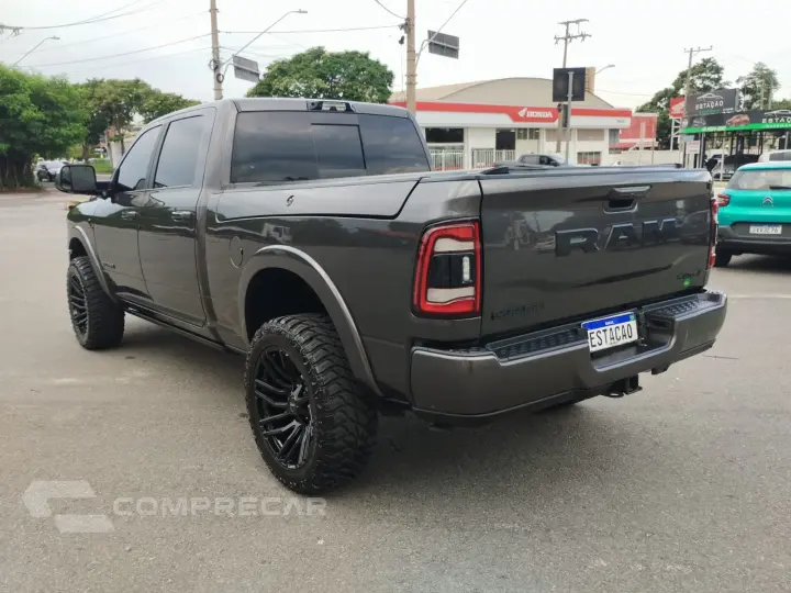 2500 6.7 I6 Turbo Laramie Night Edition CD 4X4
