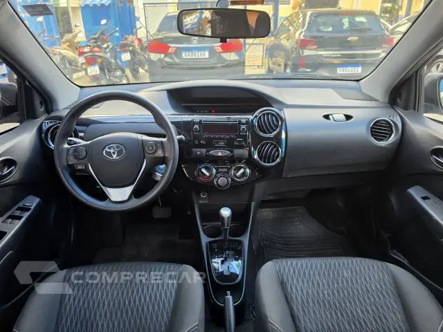 ETIOS SEDAN - 1.5 XS SEDAN 16V 4P AUTOMÁTICO