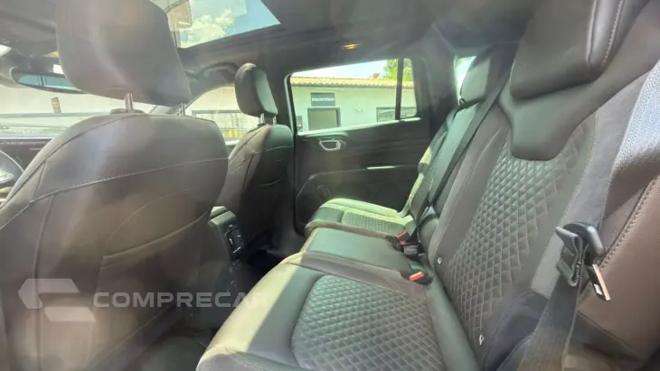 Commander 1.3 16V 4P FLEX T270 OVERLAND TURBO AUTOMÁTICO AT6