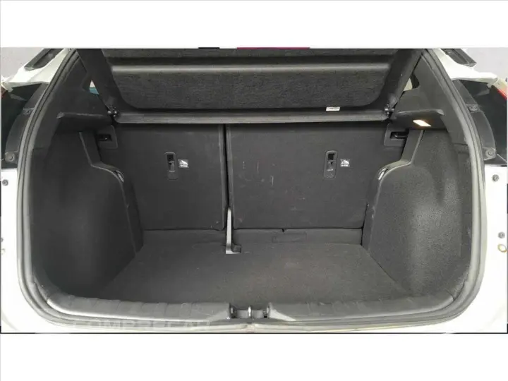 KICKS PLAY 1.6 16V FLEXSTART SENSE XTRONIC