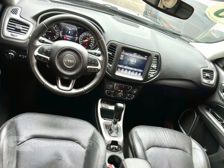 COMPASS 2.0 16V FLEX SPORT AUTOMÁTICO