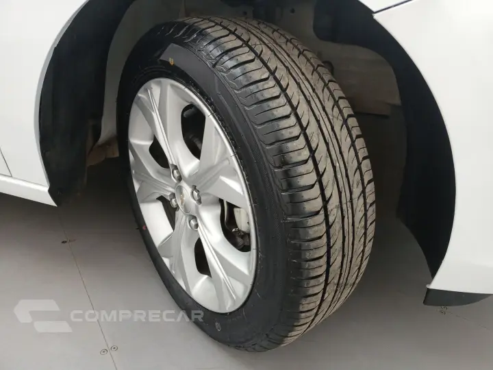 ONIX 1.0 TURBO FLEX PLUS LTZ AUTOMÁTICO