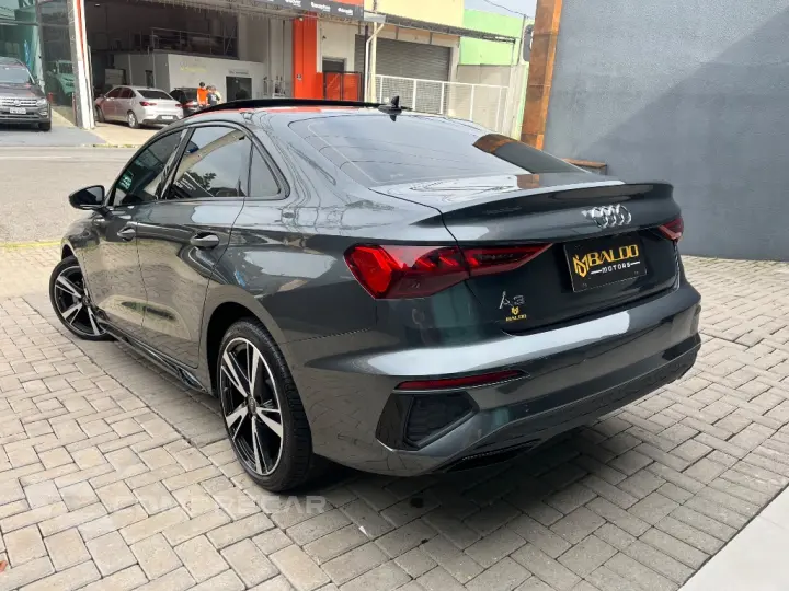 A3 Sed.Perf. Black 2.0 TFSI S-tr. (Hib.)