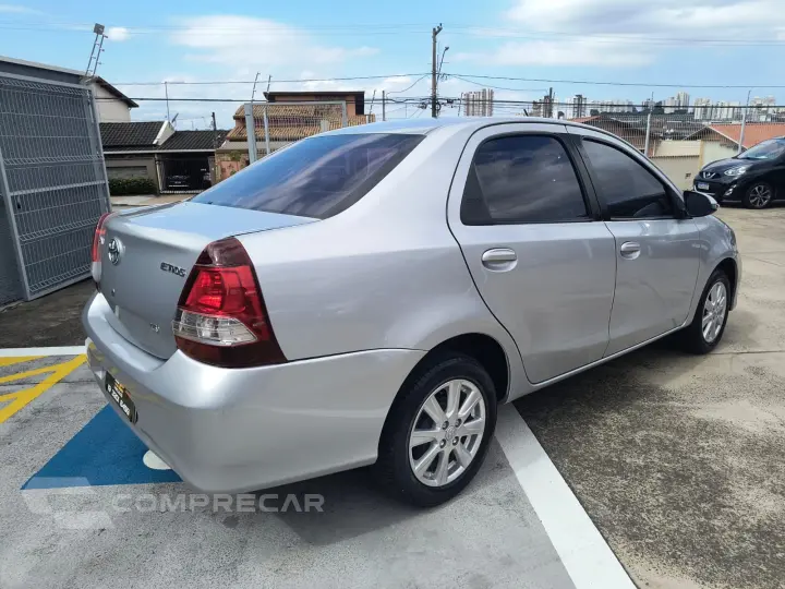 ETIOS 1.5 X Plus Sedan 16V