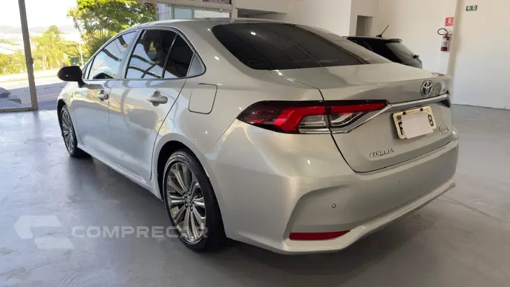 COROLLA 1.8 VVT-I Hybrid Altis