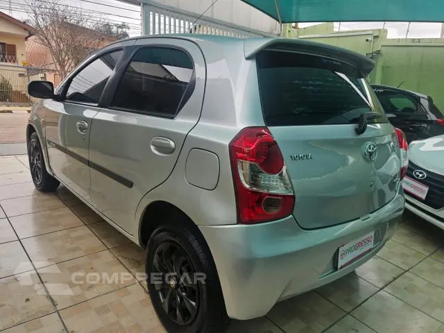 ETIOS HATCH - 1.3 XS 16V 4P MANUAL