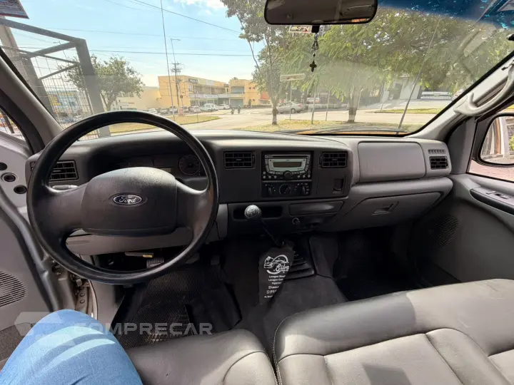 F-250 3.9 XLT 4X2 CS