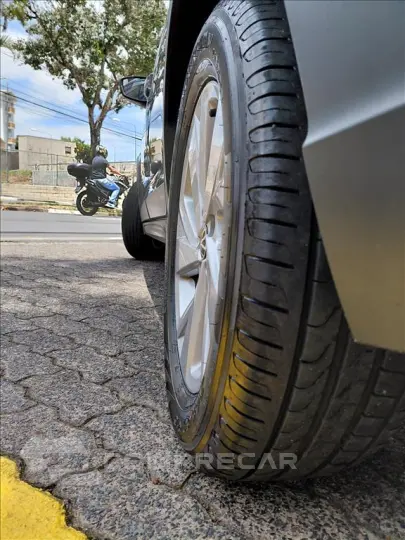 NIVUS 1.0 200 TSI TOTAL FLEX COMFORTLINE AUTOMÁTI