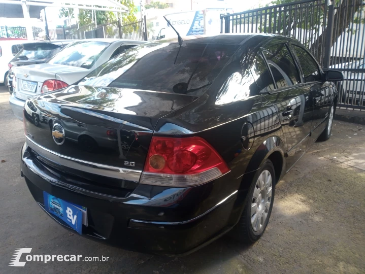 VECTRA 2.0 MPFI Elegance 8V