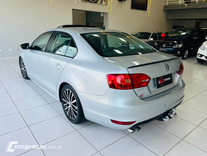 JETTA 2.0 COMFORTLINE 120CV FLEX 4P TIPTRONIC