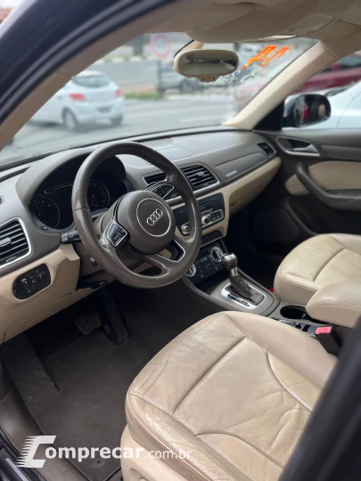 Q3 2.0 TFSI Ambiente Quattro S Tronic