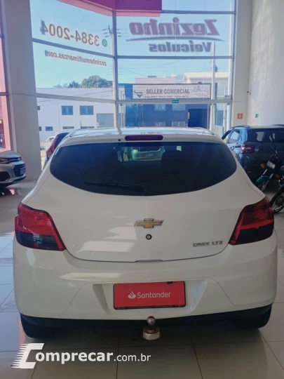 Onix Hatch 1.4 4P FLEX LTZ AUTOMÁTICO