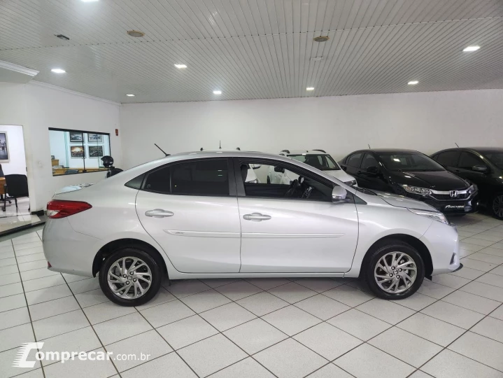 Yaris Sedan 1.5 16V 4P FLEX XS CONNECT MULTIDRIVE AUTOMÁTICO