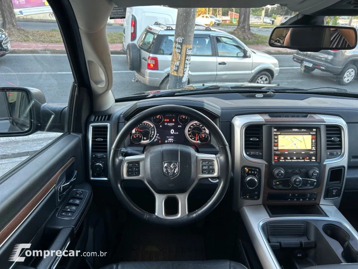 Classic 5.7 V8 Gasolina Laramie Cd 4X4 Automático