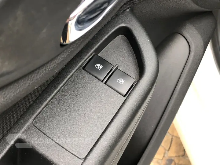 Onix 1.4 Mpfi Effect 8V Flex 4P Manual
