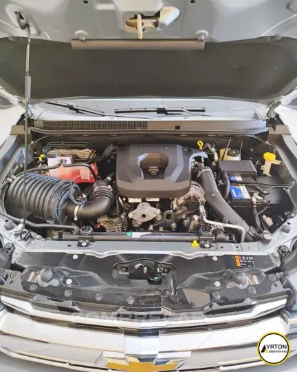 S10 2.8 12V HIGH COUNTRY CABINE DUPLA 4X4 TURBO DIESEL AUTOM